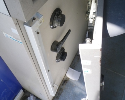 Đập phá máy rút tiền ATM trong đêm tại Thanh Hóa